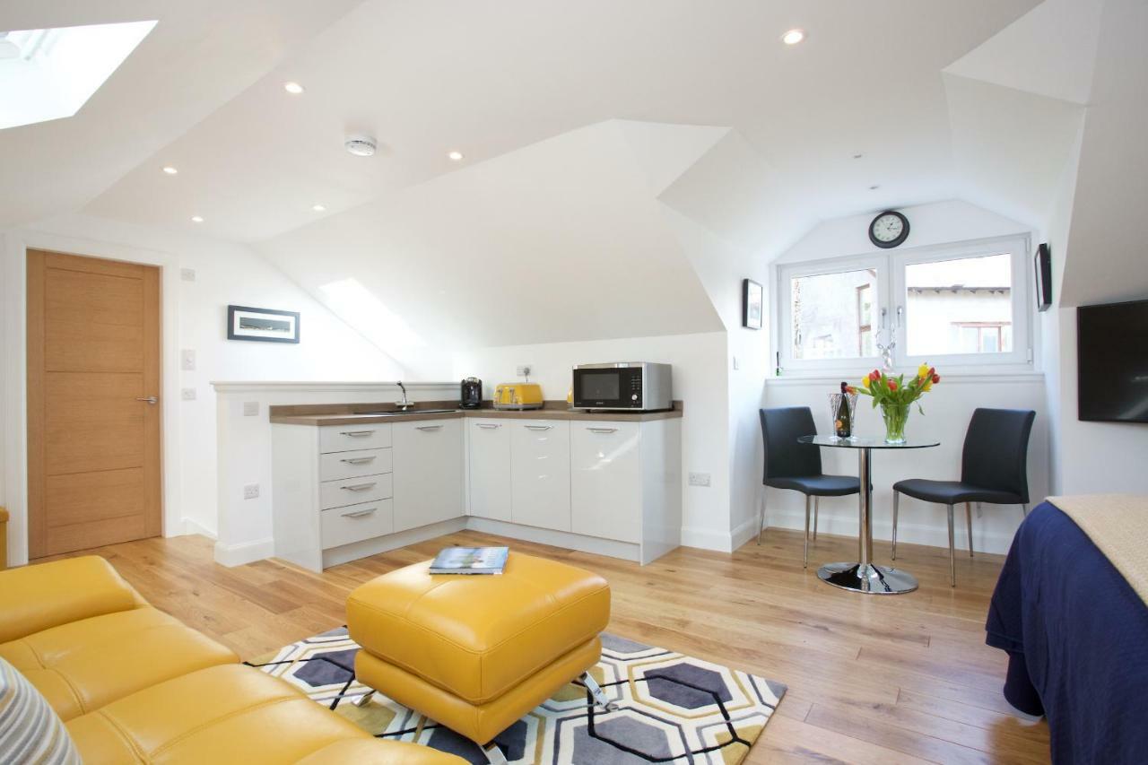 Dunmurray Lodge Guesthouse And Loft Apartment พิทลอครี ภายนอก รูปภาพ