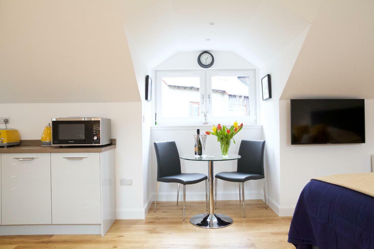 Dunmurray Lodge Guesthouse And Loft Apartment พิทลอครี ภายนอก รูปภาพ