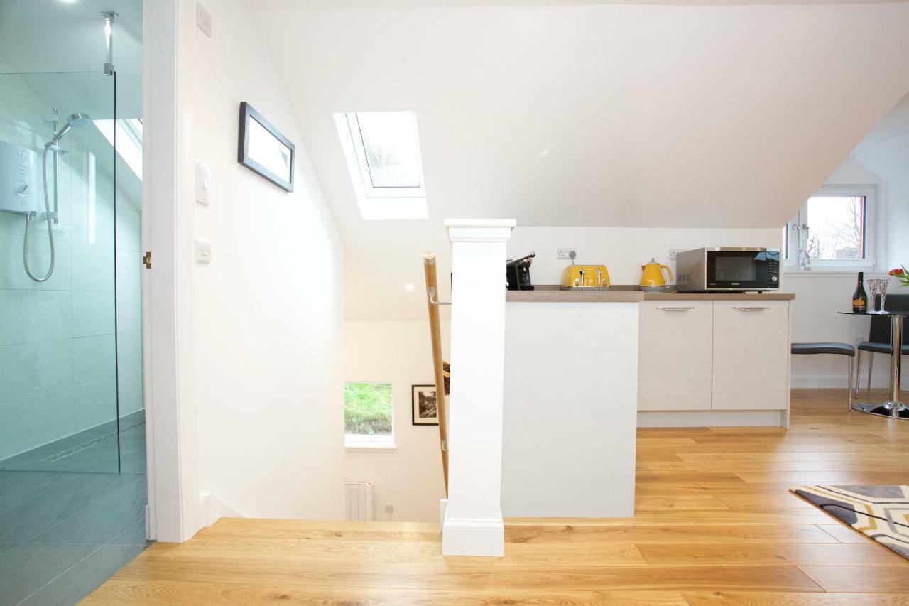 Dunmurray Lodge Guesthouse And Loft Apartment พิทลอครี ภายนอก รูปภาพ